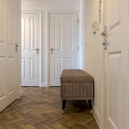 Pass The Keys New Chic 2 Bed Pad Free Parking * Birmingham